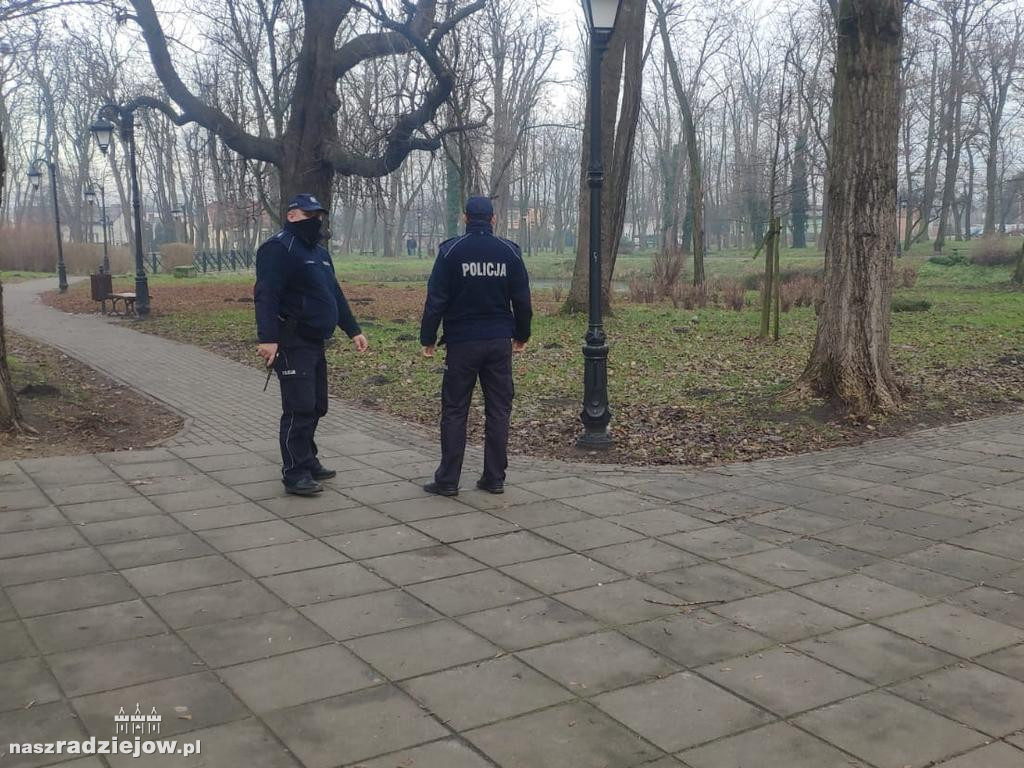Służby sprawdzały siłownie, hotele i sklepy pod kątem przestrzegania zasad sanitarnych