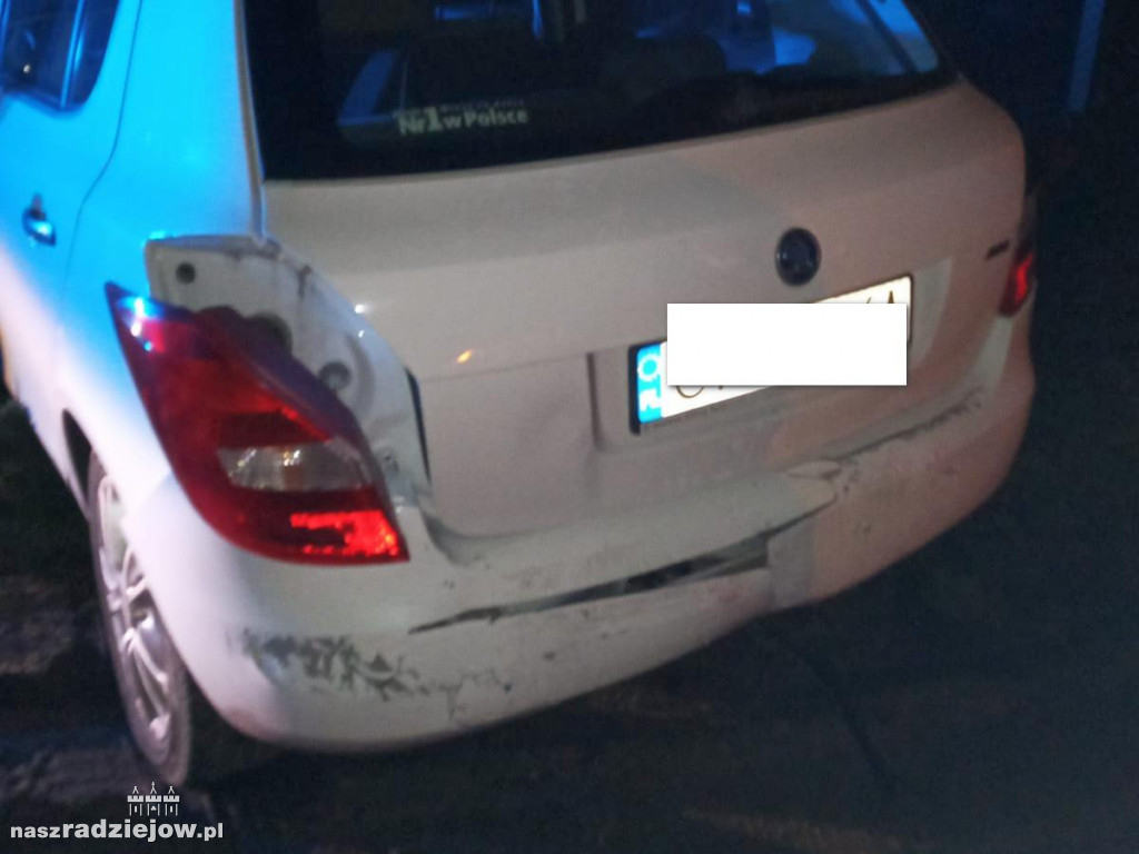 Doszło do zderzenia się dwóch pojazdów przy drodze powiatowej