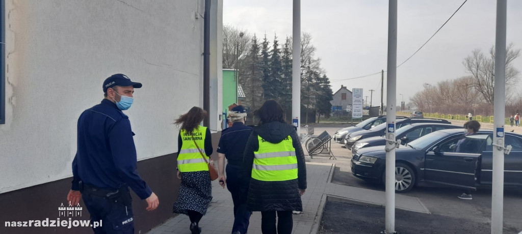 Radziejów: 125 mandatów karnych i 6 wniosków do sądu za lekceważenie ograniczeń związanych z koronawirusem