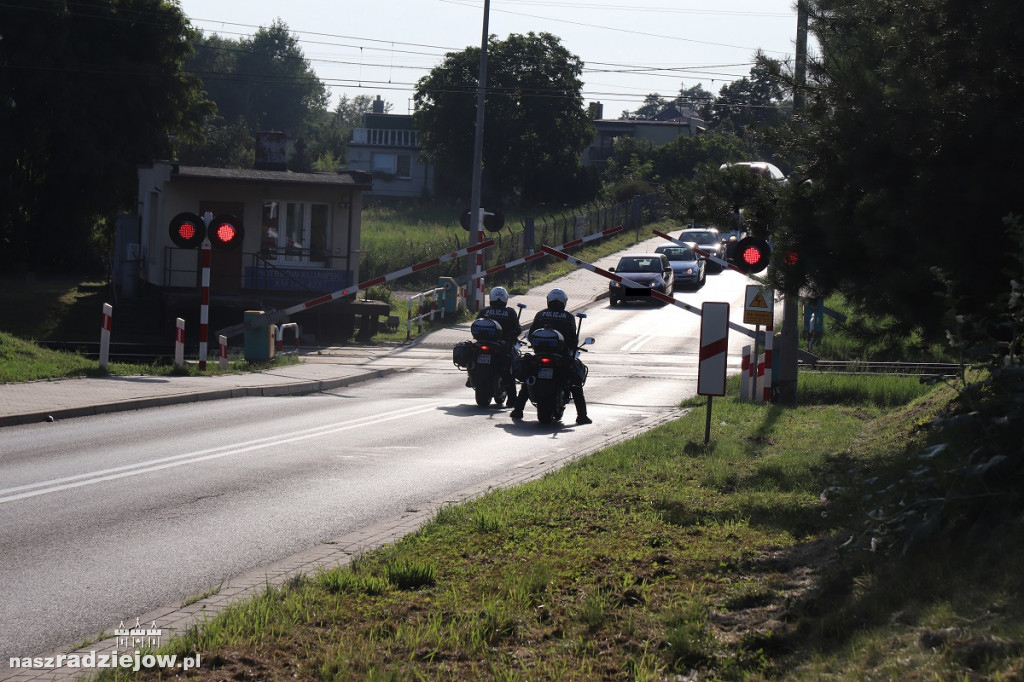Prowadzą działania na przejazdach kolejowych. Ostatnio w Piotrkowie Kujawskim
