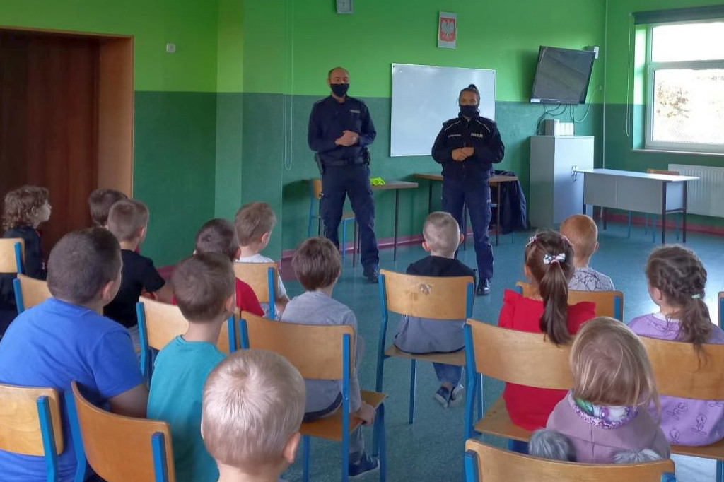 Dobre. Policjanci odwiedzili uczniów [ZDJĘCIA]