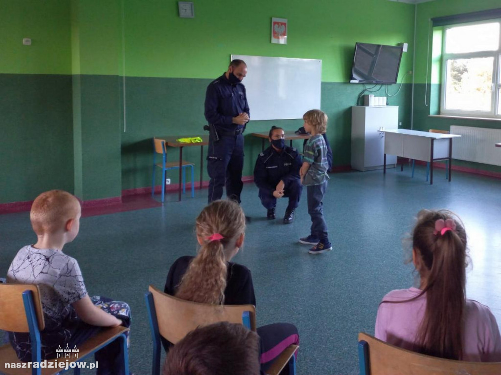 Dobre. Policjanci odwiedzili uczniów [ZDJĘCIA]