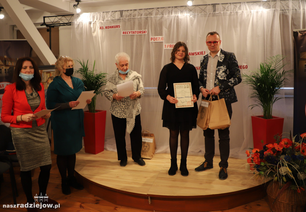 W Radziejowie odbył się Konkurs Recytatorski Poezji i Prozy Kujawskiej [FOTO]