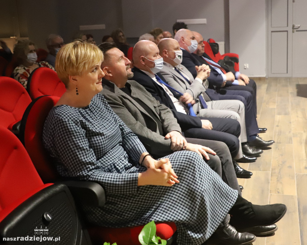 Uroczyście otworzyli salę widowiskowo-konferencję w RDK