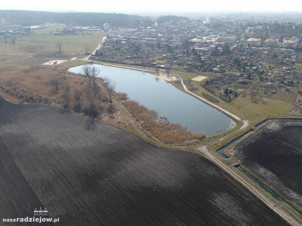 Radziejów. Policjanci ostrzegają mieszkańców i działkowiczów