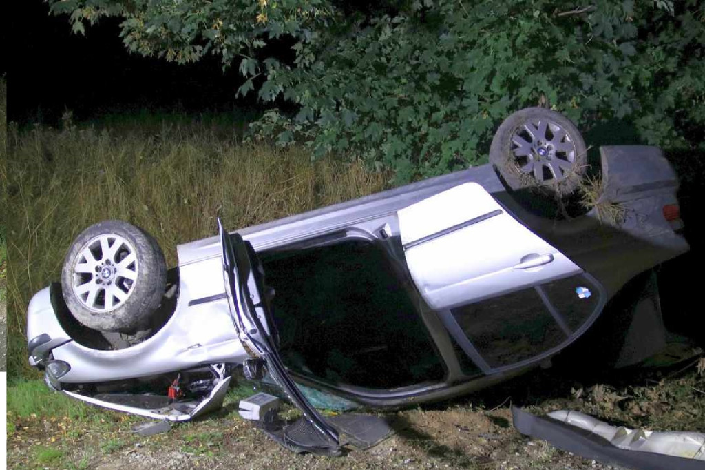 21-letni mężczyzna spowodował kolizję drogową. Bez prawka i po pijanemu