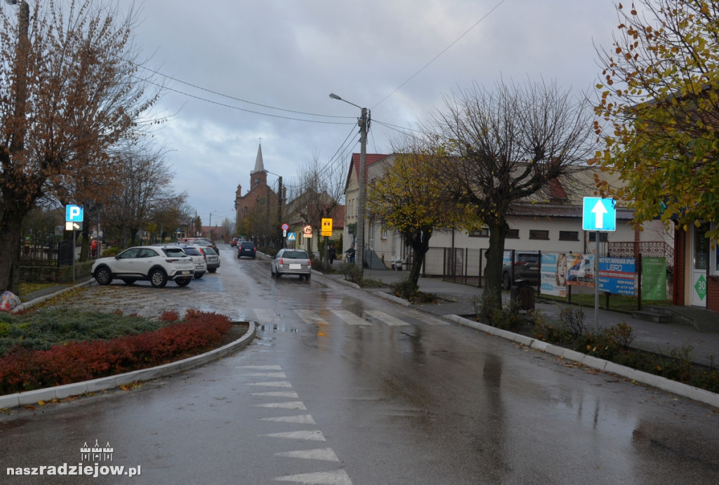 Osięciny. Pijany kierowca potrącił kobietę przechodzącą przez jednię