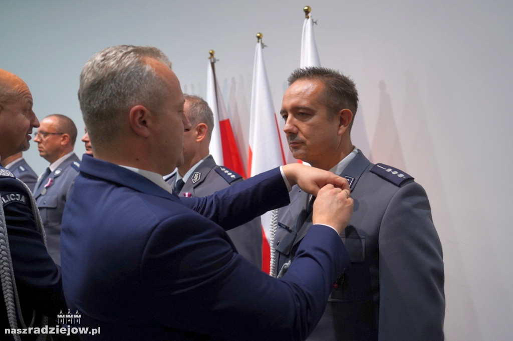 Radziejowscy policjanci zostali wyróżnieni i odznaczeni