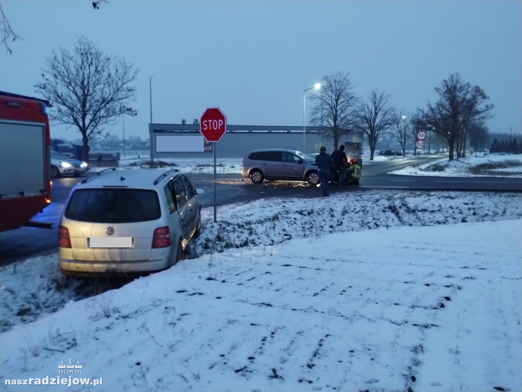 Groźny wypadek w regionie. Na szczęście nikt nie ucierpiał! [FOTO]