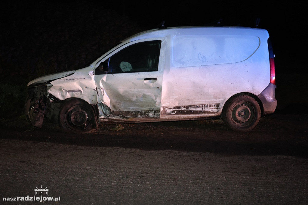 Nietrzeźwy i bez prawa jazdy spowodował kolizję [FOTO]
