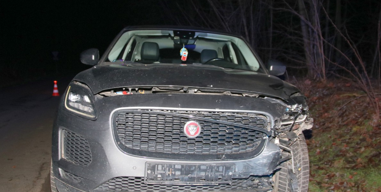 Błąd przy skręcie doprowadził do kolizji. 68-latek odpowie przed sądem