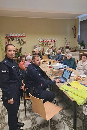 Osięciny. Zorganizowano debatę dla seniorów na temat bezpieczeństwa-326