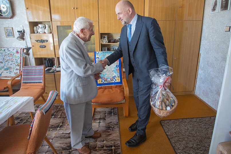 Setka z historią w tle. Stanisław Guliński obchodził szczególne urodziny