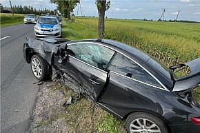 Świątniki: Audi zderzył się z renaultem i wylądował w rowie-402
