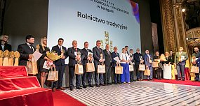 Henryk Aleksandrzak z Krzywosądza nagrodzony w kategorii rolnictwo tradycyjne-3089