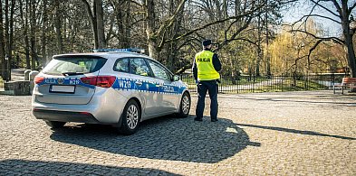 Był poszukiwany. Wpadł bo przekroczył prędkość-9889