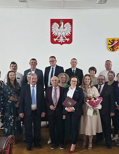 Radni jednogłośnie udzielili absolutorium Wójt Gminy Radziejów za 2024 rok-10156