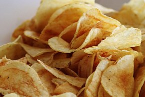 Chipsy Lay’s znikają z półek. W tej partii wykryto niebezpieczne substancje-10247