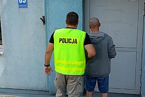 Ukradł samochód. Za jego tankowanie chciał zapłacić kradzioną kartą-10353