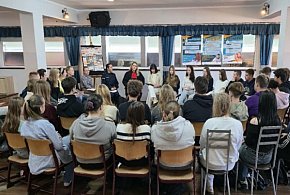 Radziejów: Gdzie są granice żartu? Odbyła się ważna debata-10924
