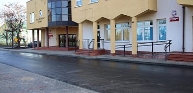 Zakończono przebudowę drogi dojazdowej do Urzędu Gminy Dobre-11385