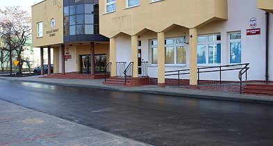 Zakończono przebudowę drogi dojazdowej do Urzędu Gminy Dobre-11385