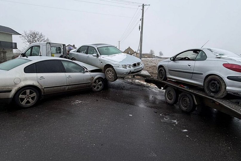 Wypadek w Bronisławiu na drodze relacji Kruszwica-Dobre.